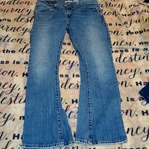 Levi's womans vintage 542 Blue size 8M Flare legs